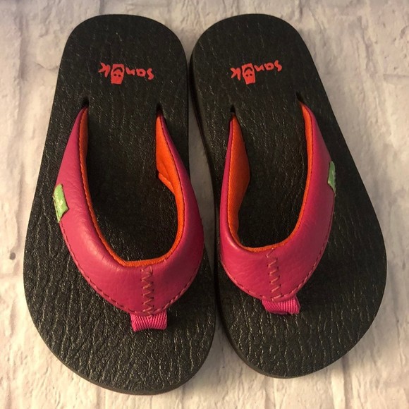 Sanuk size 7/8 yoga mat Flip Flops - Picture 1 of 3